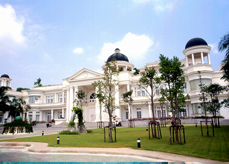 Dhanin Residence